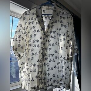 Aritzia Wilfred Free button down blouse size medium